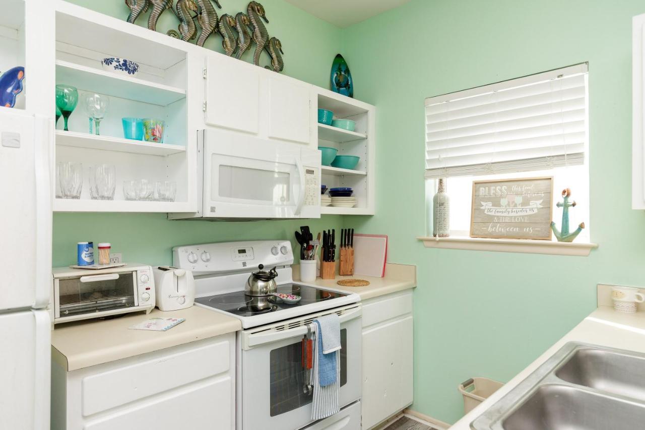Affordable Family Condo -Walking Distance To Beach By Mustang Island, Sleeps Four, 2025 Traveler Award Corpus Christi Luaran gambar